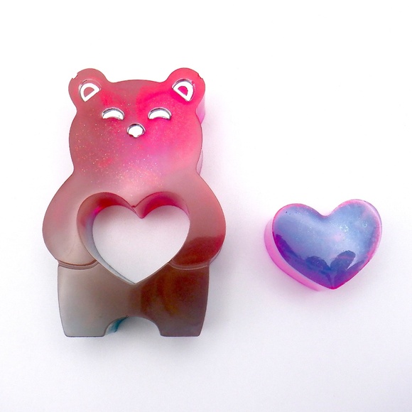 Bear with Heart - Picture 8 of 8